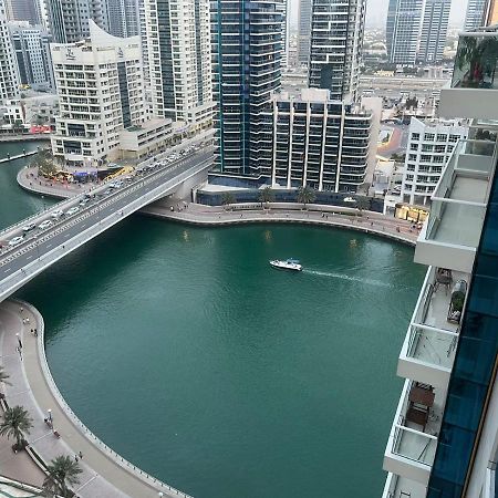 Spacious 1Br With Full Marina View Dubái Exterior foto