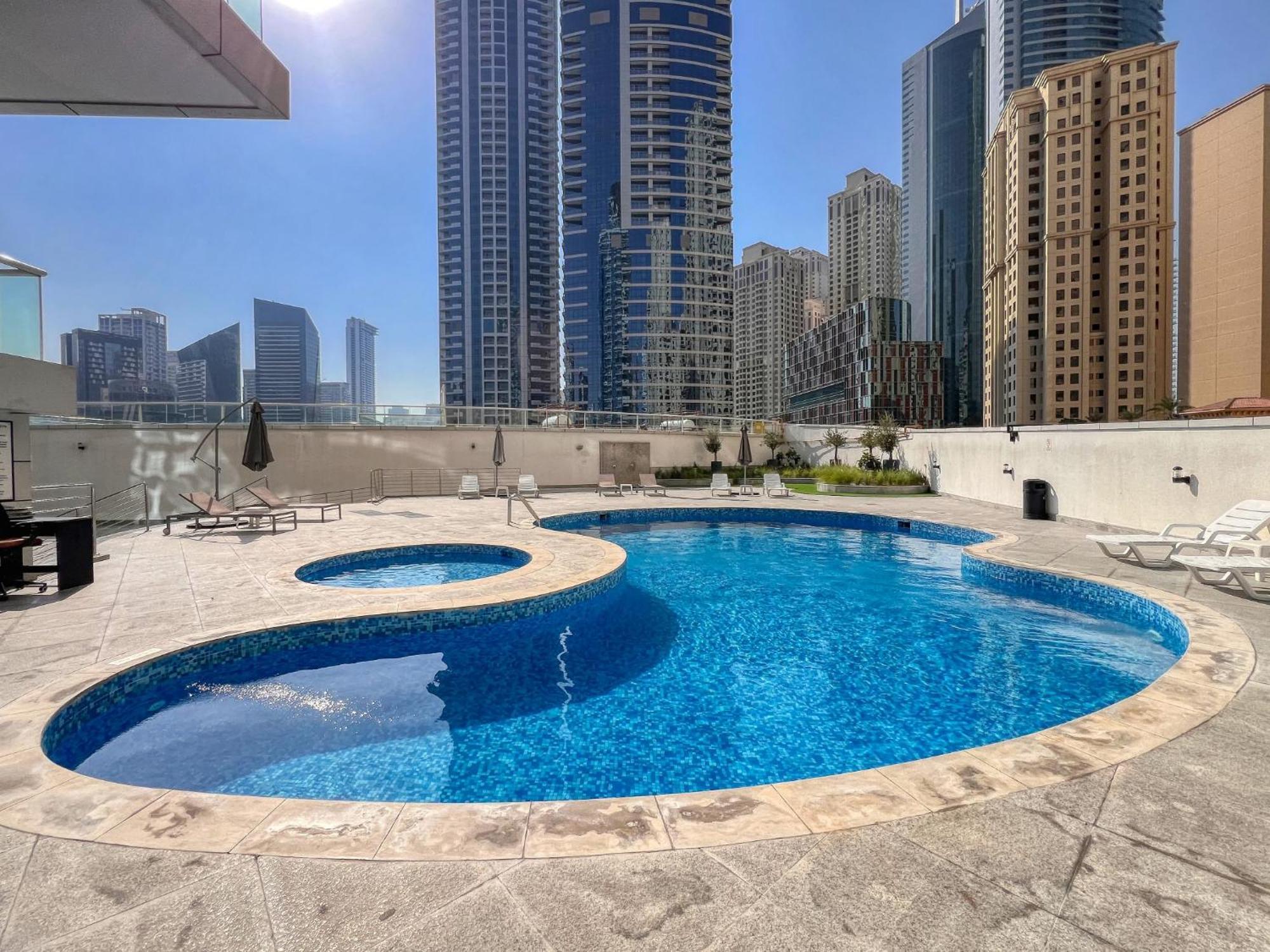 Spacious 1Br With Full Marina View Dubái Exterior foto